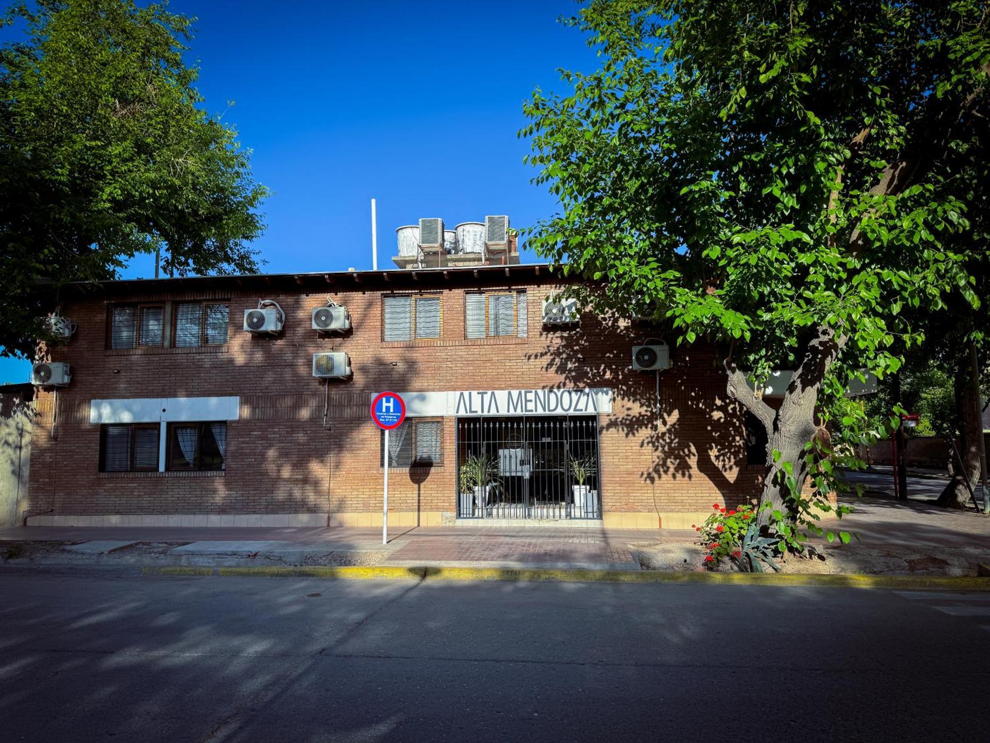 Hotel Alta Мендоса Екстер'єр фото